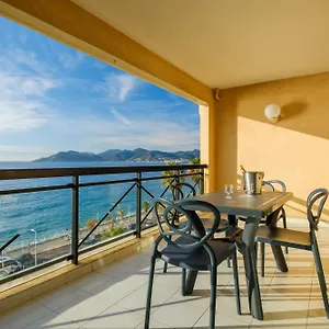 https://residhotel-villa-maupassant.fr-provencehotel.com